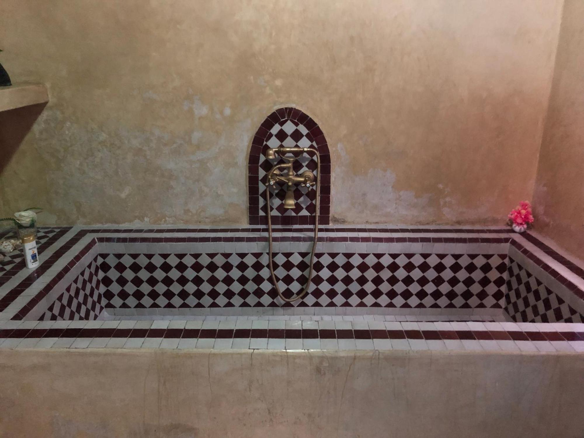 Riad Gloria Szavíra Kültér fotó